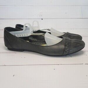 Born handcrafted black leather flats size 6.5/37